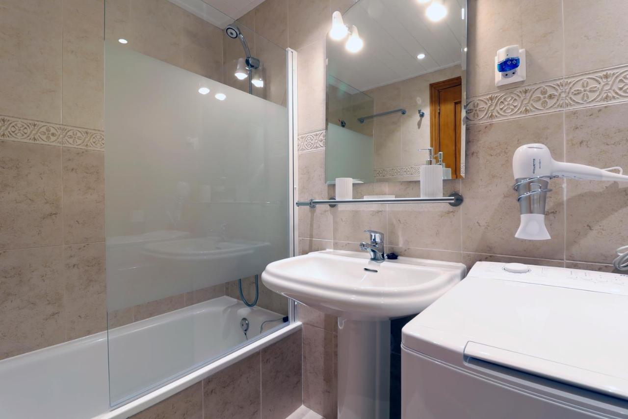 Apartamento Besiberri เบียญา ภายนอก รูปภาพ