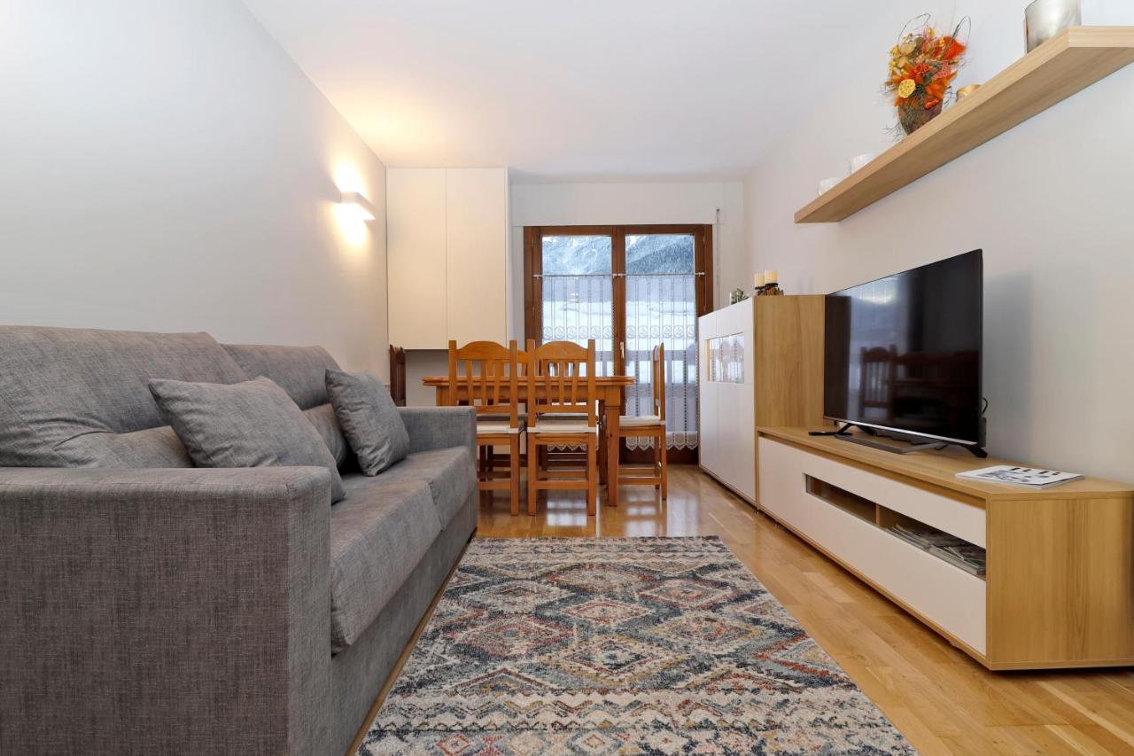 Apartamento Besiberri เบียญา ภายนอก รูปภาพ