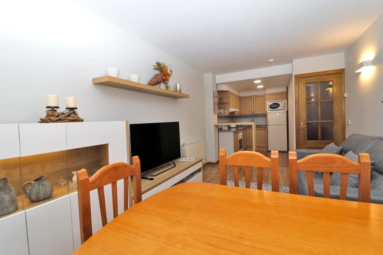 Apartamento Besiberri เบียญา ภายนอก รูปภาพ