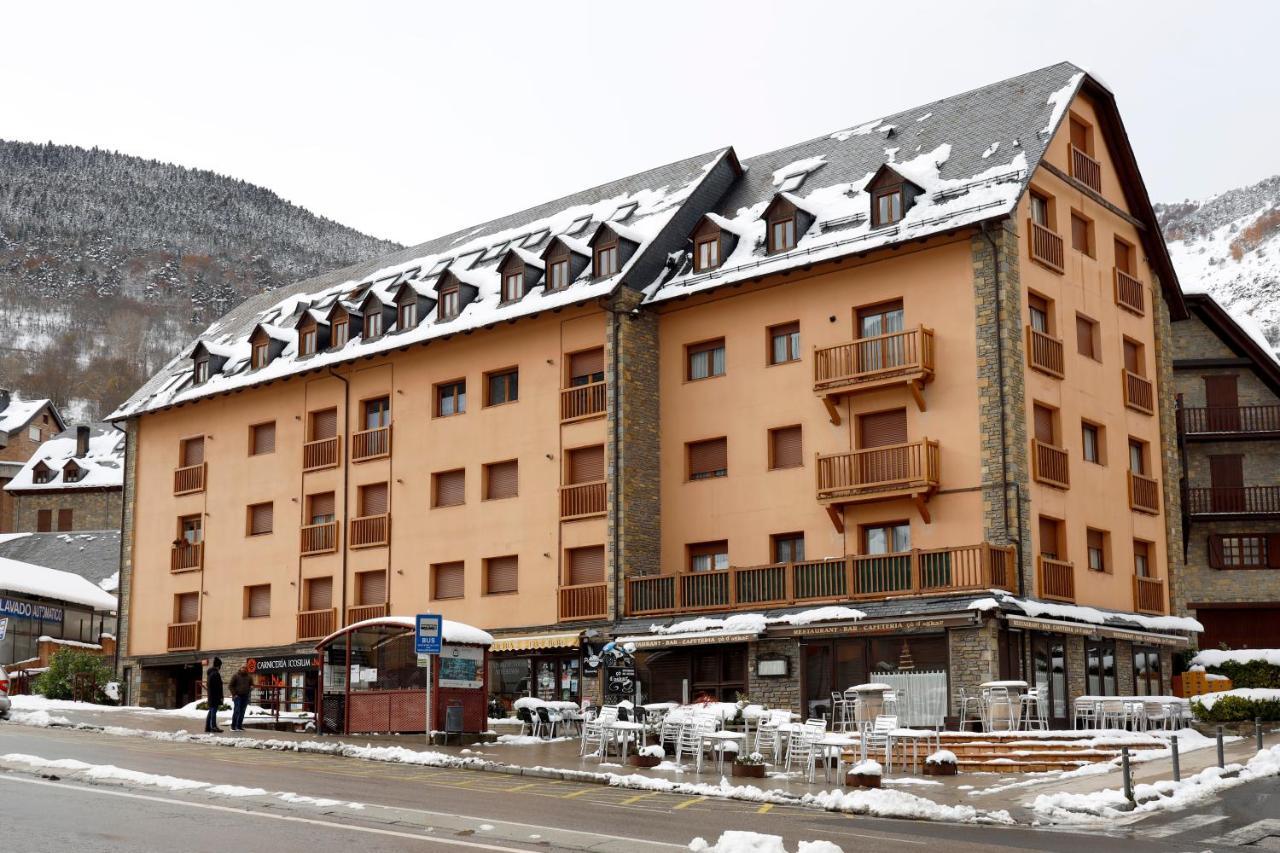 Apartamento Besiberri เบียญา ภายนอก รูปภาพ